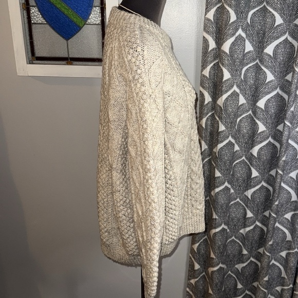 Crana Handknits 100% Pure New Wool Fisherman Cable Knit Crew Neck Sweater SZ L - Picture 6 of 8